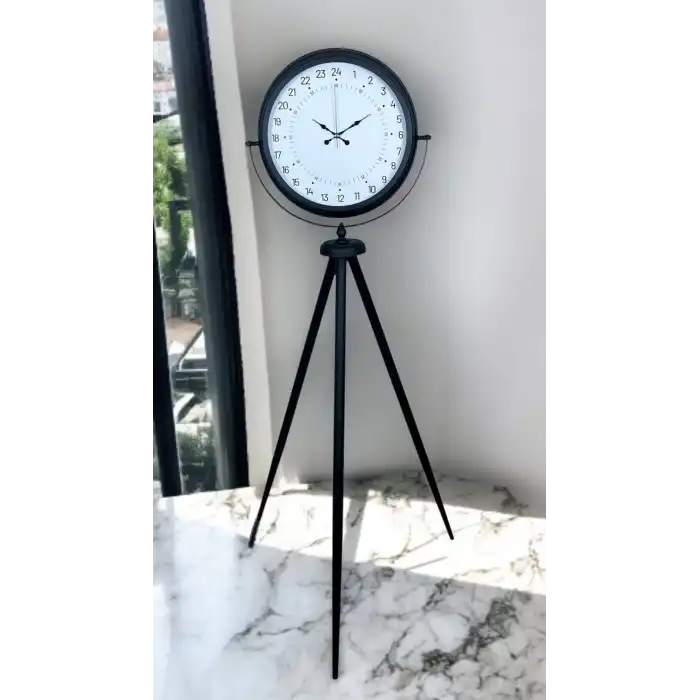 Siyah 24 Saat Göstergeli Özel Tasarım Tripod Ayaklı Saat