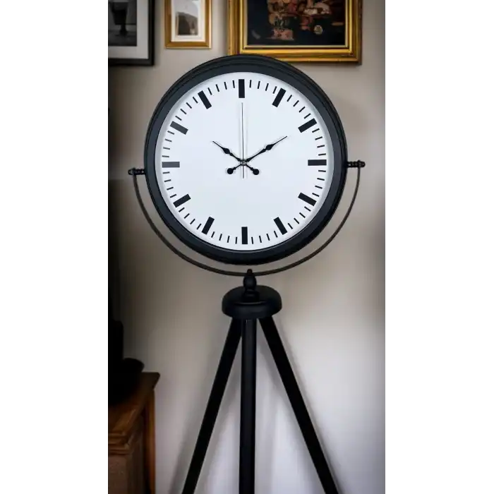 Siyah & Beyaz Saf Sade Tasarım Tripod Ayaklı Saat