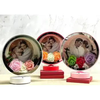 Kişiye Özel Gül Desenli Fotoğraf Alanlı Ledli Çerçeve