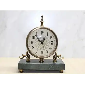 Mermer Tabanlı Masaüstü Saat