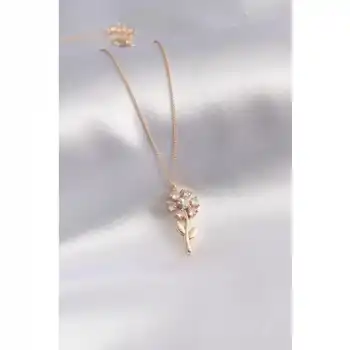 Colezium CLZ943  Gold Renk Çiçek Model Zirkon Taşlı Kadın Kolye