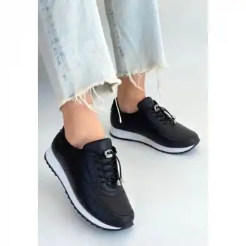 Finna Siyah Cilt Bağcıklı Spor Ayakkabı