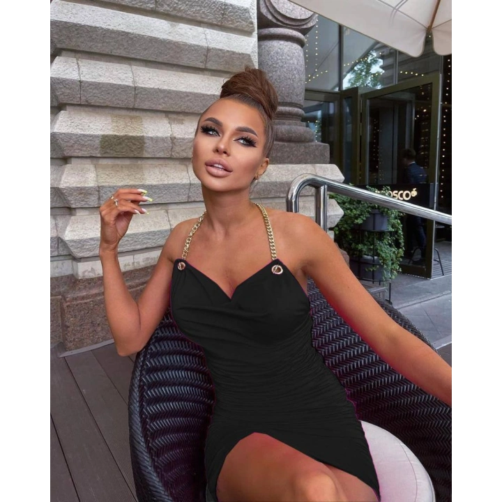 Zincir detaylı degaje yaka elbise
