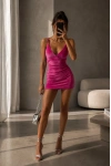 Kadife gloplu mini büzgülü elbise