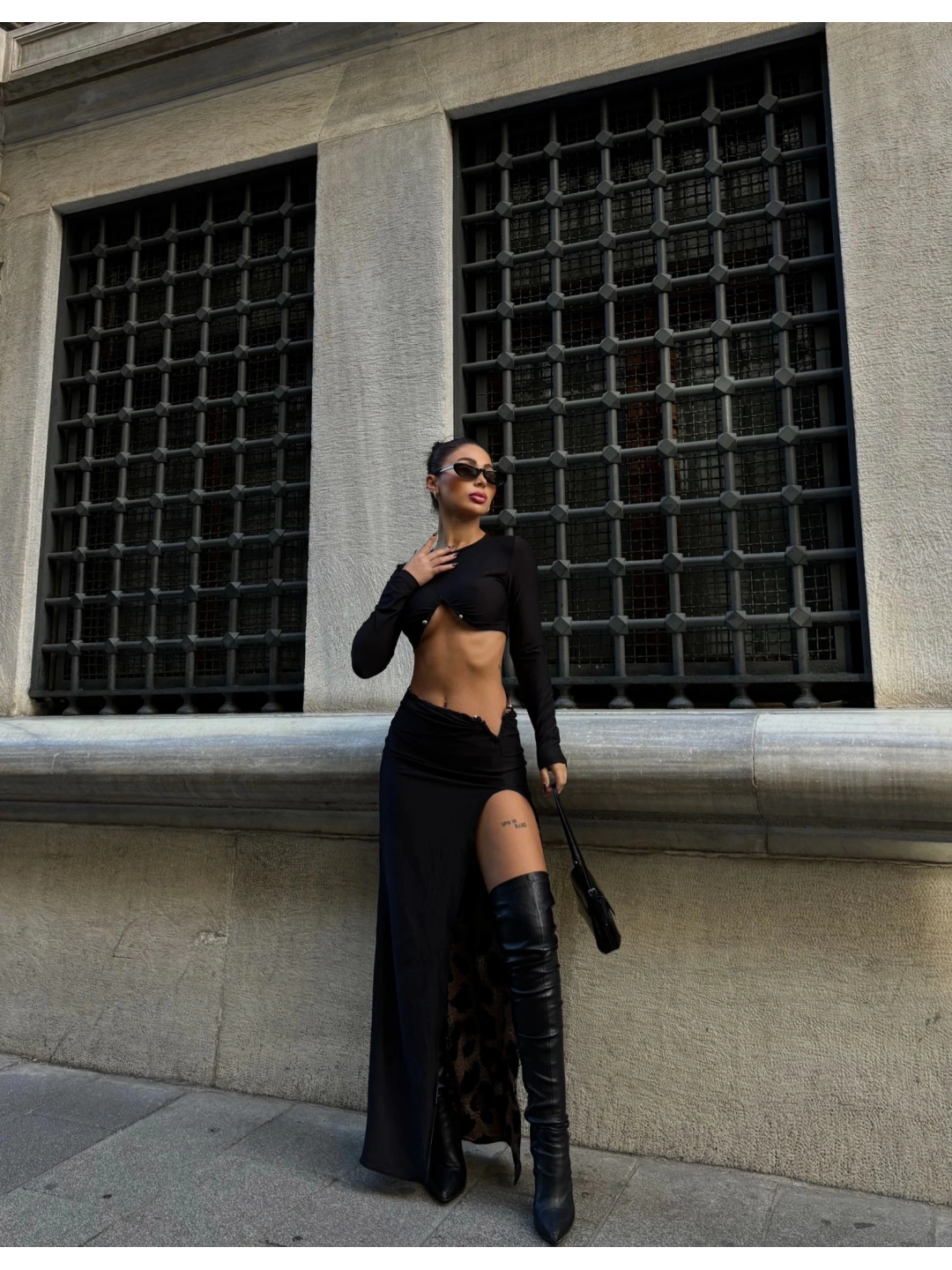 ÇİFT TARAFLI ETEK CROP TAKIM