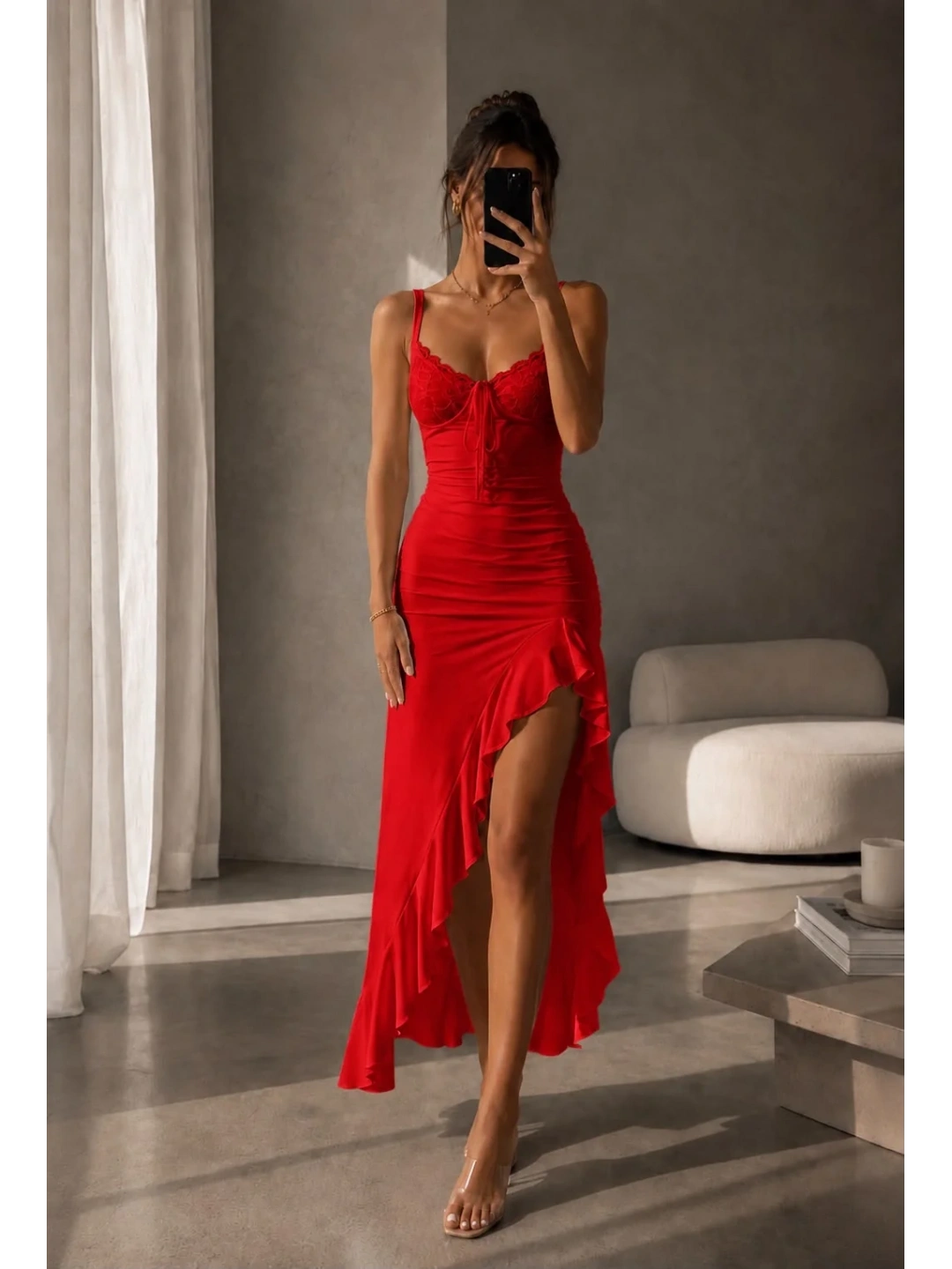 Fırfırlı Göğsü Güpür Detay Maxi Elbise