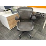 Herman Miller Aeron B Size Yönetici Çalışma Koltuğu - M4691