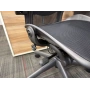 Herman Miller Aeron B Size Yönetici Koltuğu