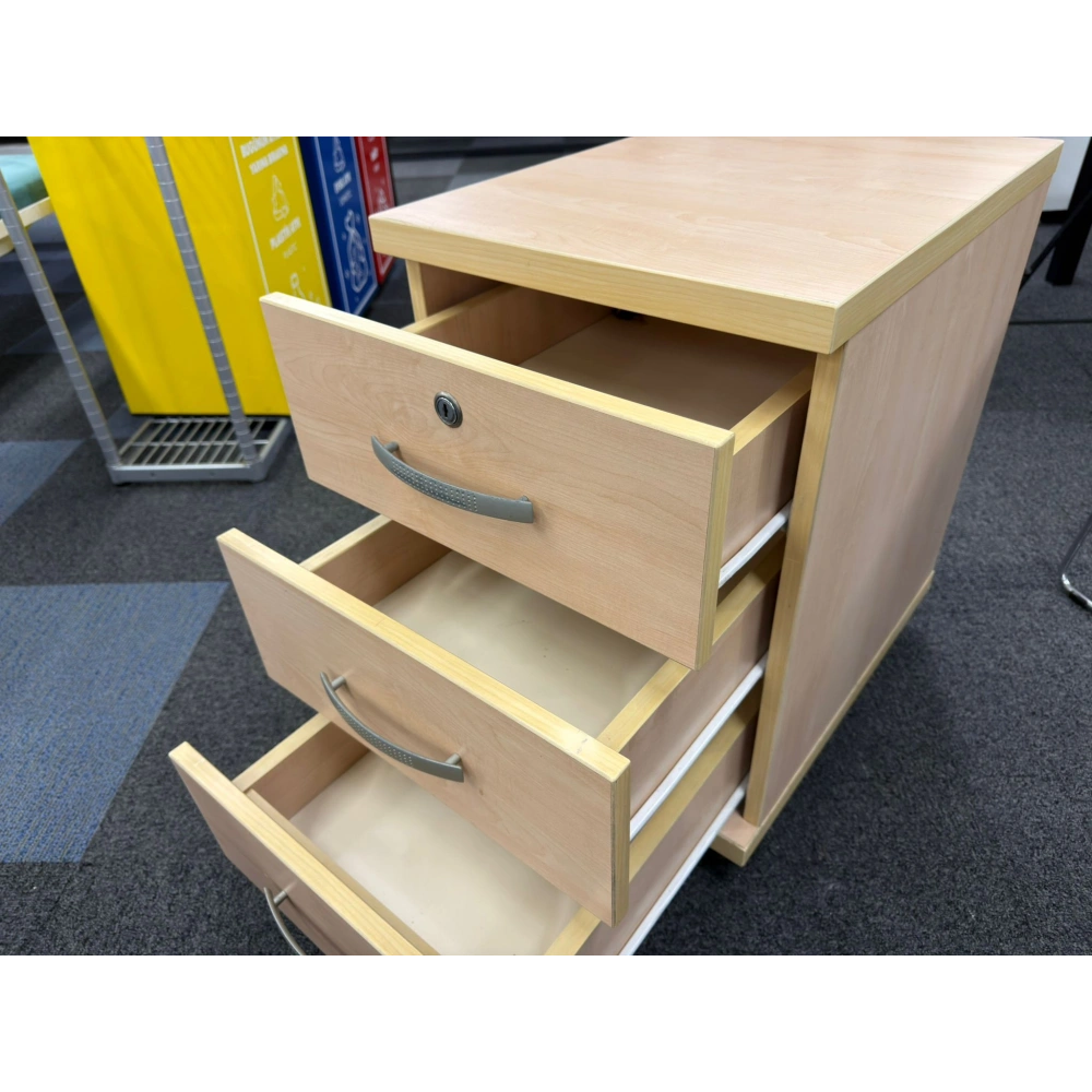 3 Çekmeceli Ofis Akça Keson ST 5 Ad