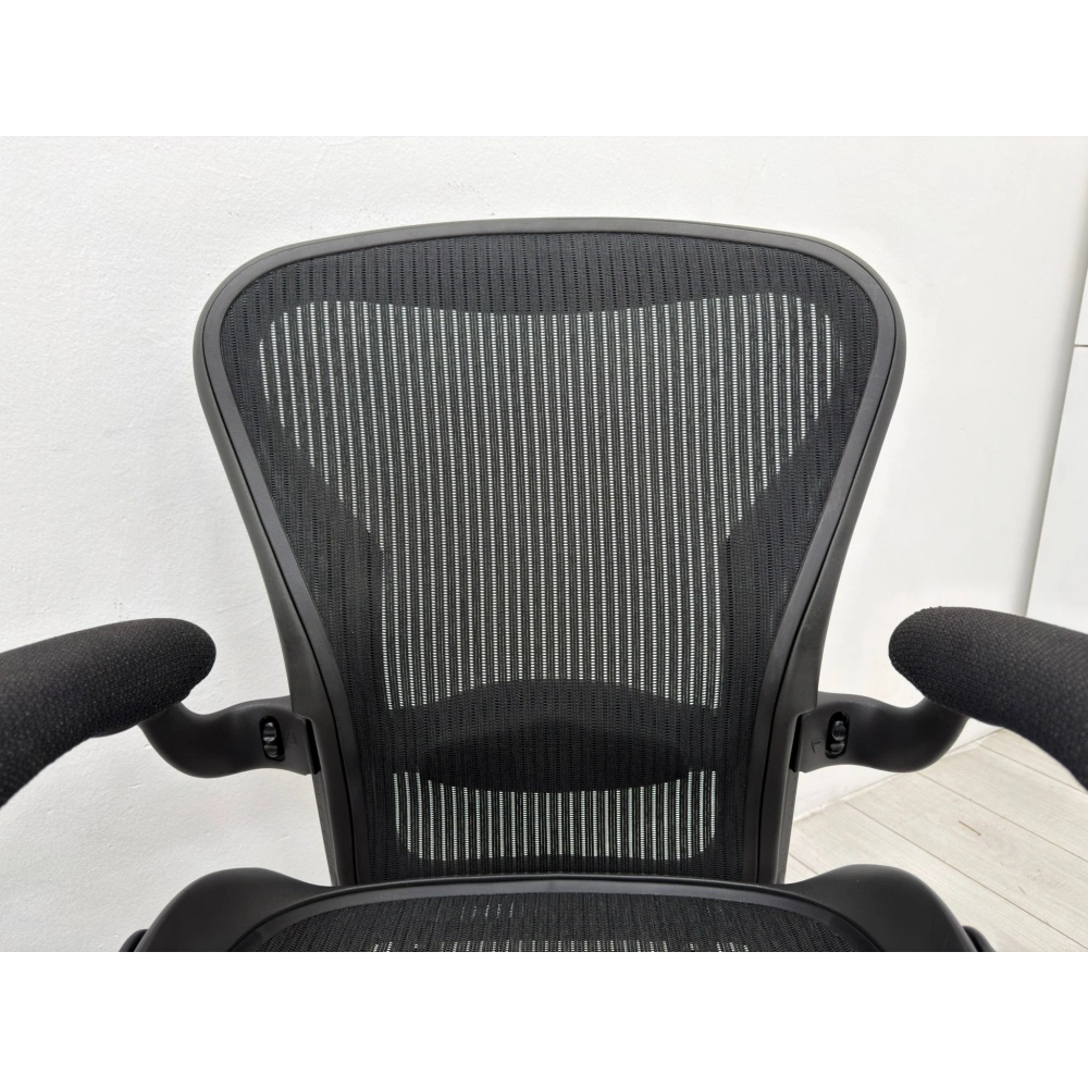 HERMAN MİLLER AERON B SİZE YÖNETİCİ ÇALIŞMA KOLTUĞU