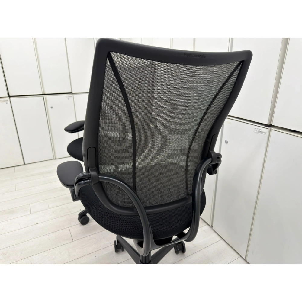 HUMANSCALE LİBERTY ERGONOMİK YÖNETİCİ KOLTUĞU