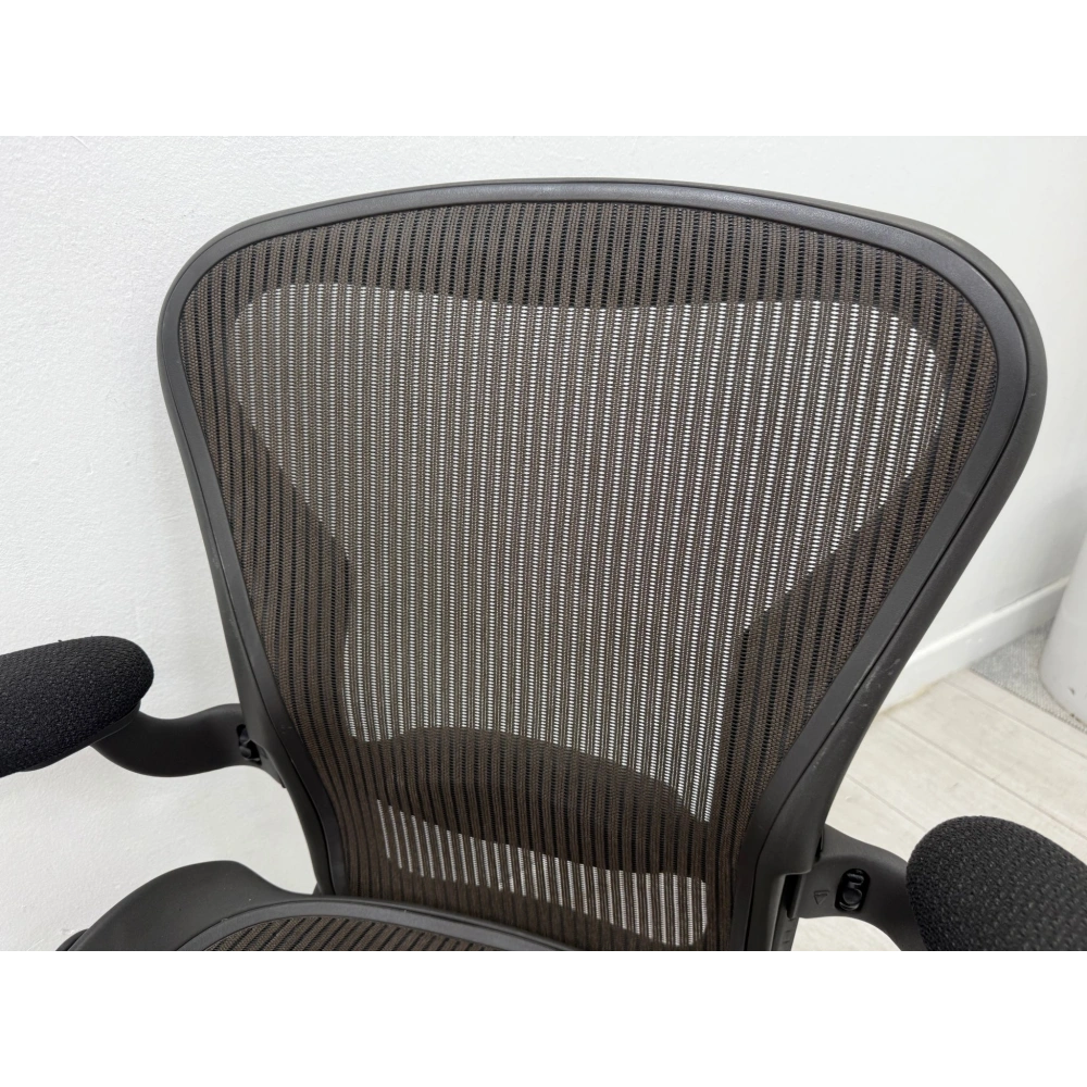 HERMAN MİLLER AERON B SİZE YÖNETİCİ ÇALIŞMA KOLTUĞU