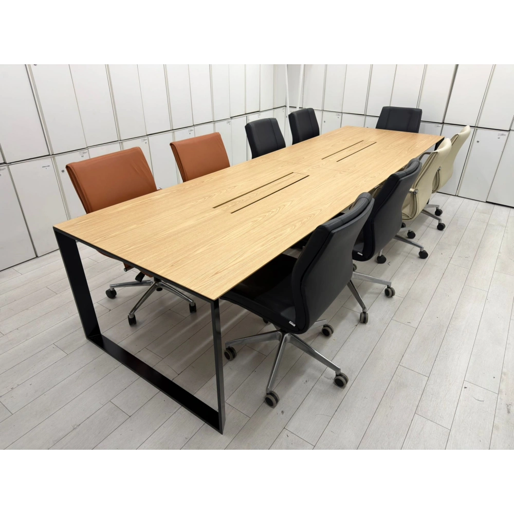 Nurus 8 Kişilik Meşe Kaplama Ofis Toplantı Masası
