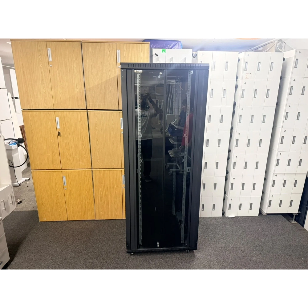 BAYRAK SUNUCU KABİNİ - SERVER KABİNİ - M5020