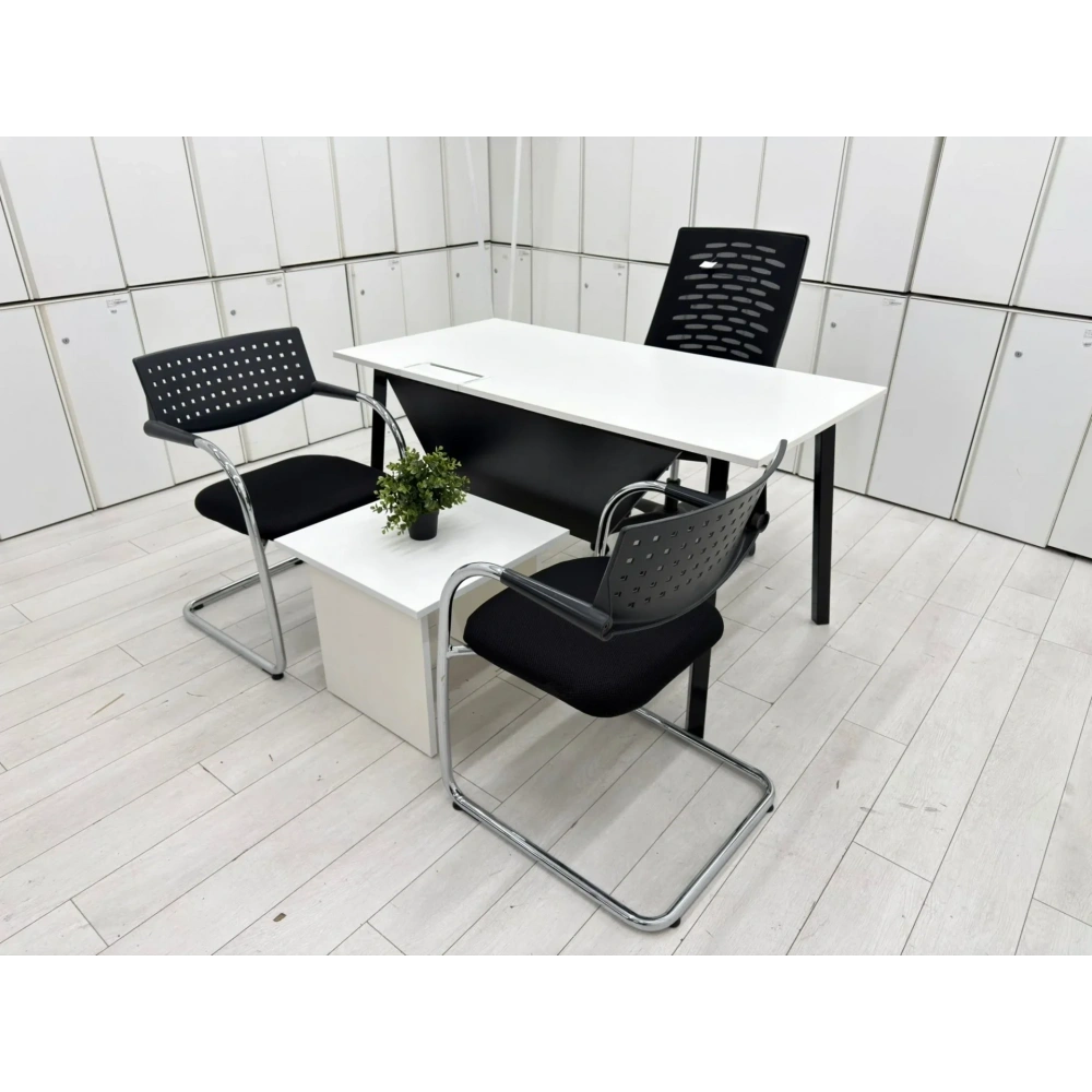 Beyaz Dataportlu Ofis Çalışma Masası - M4730