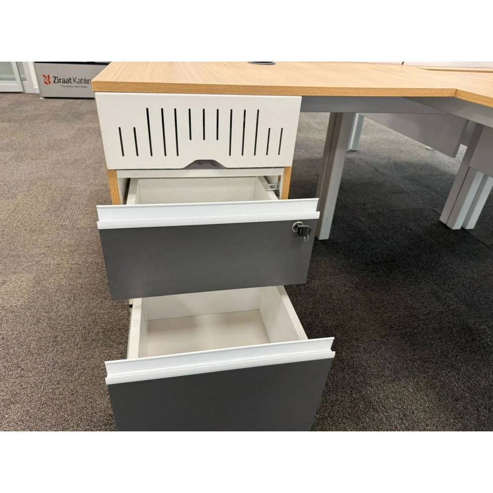 Bürotime 4lü Çoklu Çalışma Masası Workstation - M3215