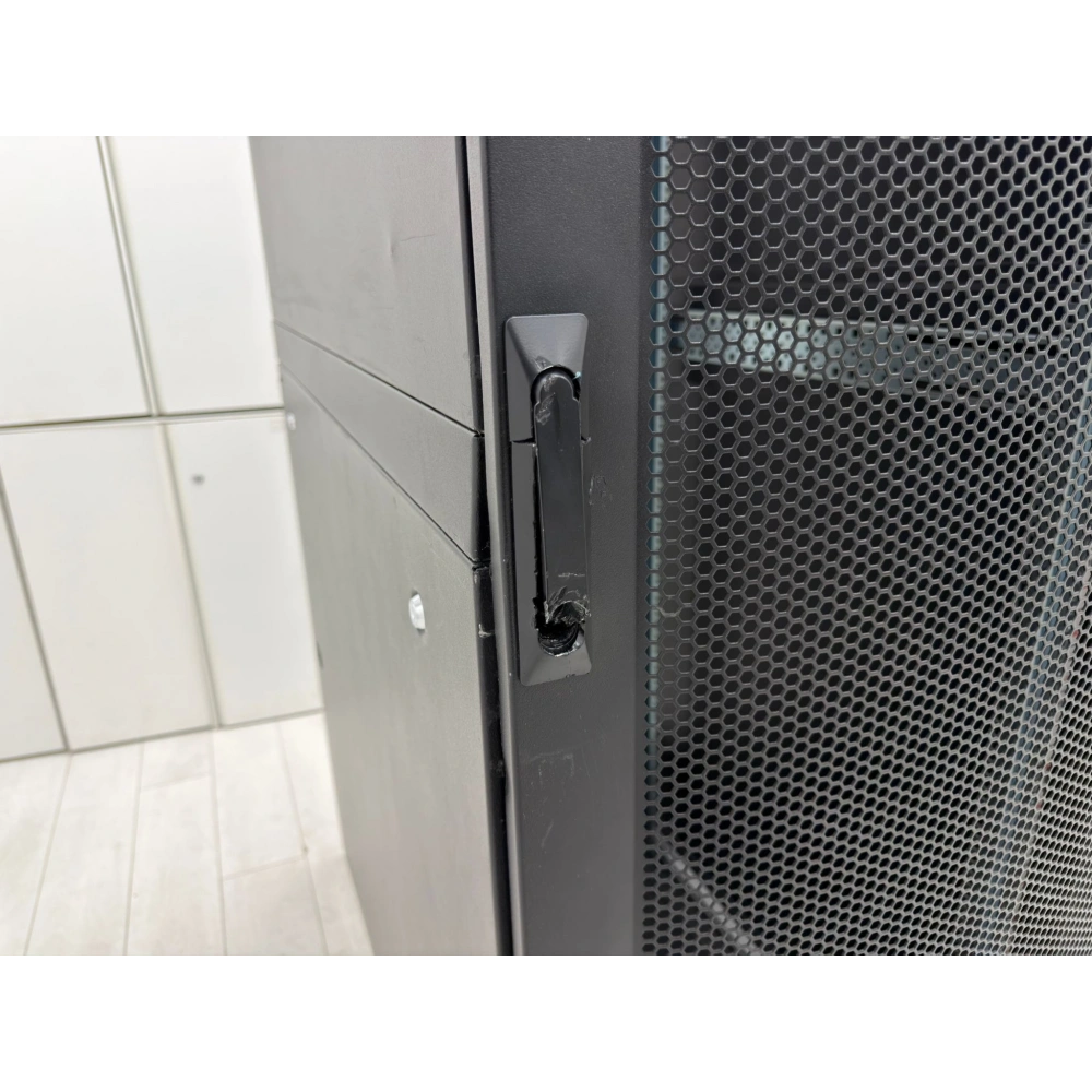 Canovate Sunucu Kabini Server Kabini