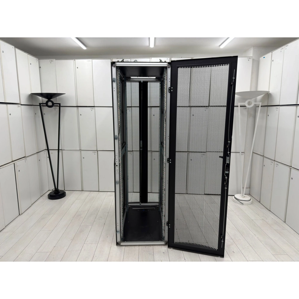 Canovate Sunucu Kabini Server Kabini