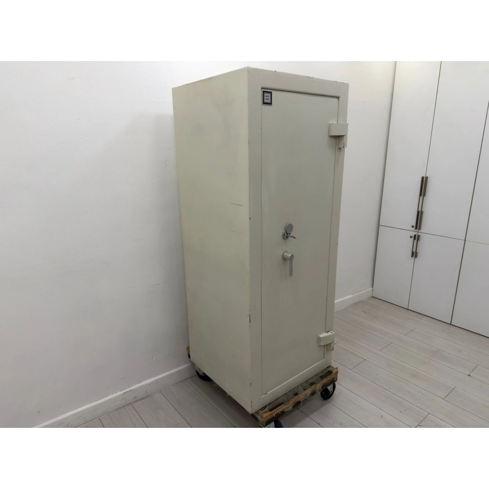 Data Veri Saklama Kasası Para Saklama Kasası