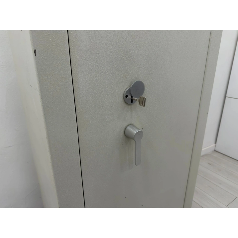 Data Veri Saklama Kasası Para Saklama Kasası