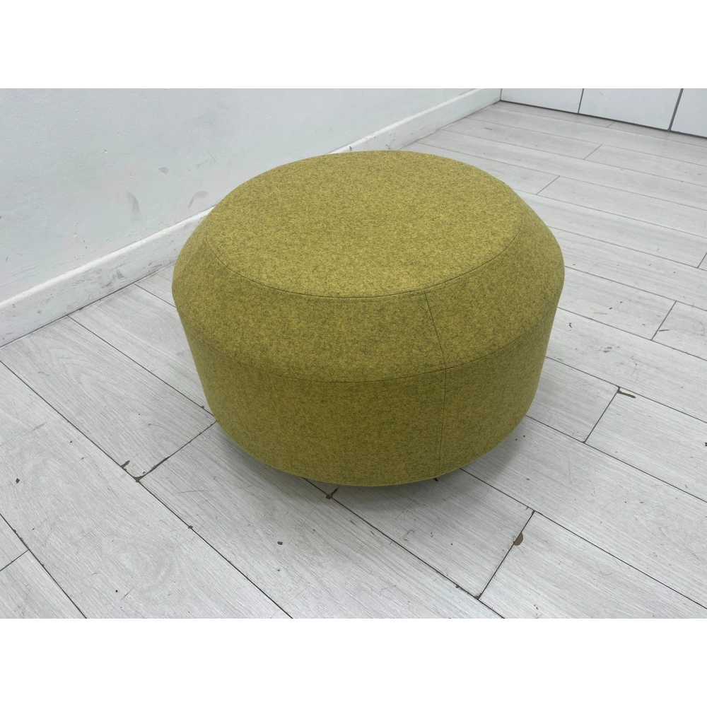 Derin Marka Yuvarlak Puf Bekleme Koltuğu