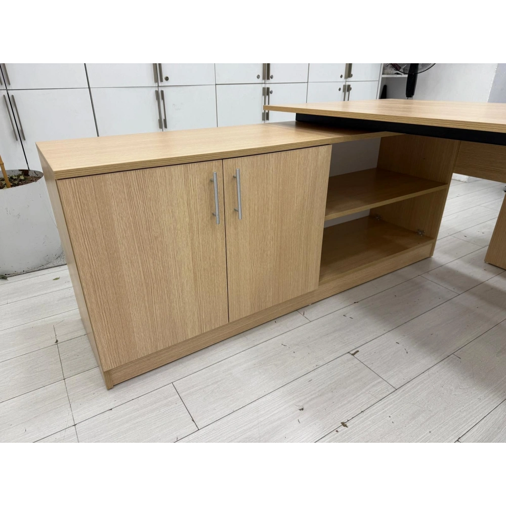 Etajerli Çalışma Masası Yönetici Masa Takımı