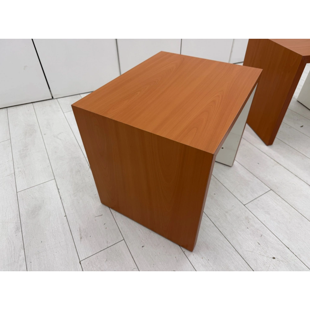 Girsberger Ofis Sehpası Masa Önü Sehpası