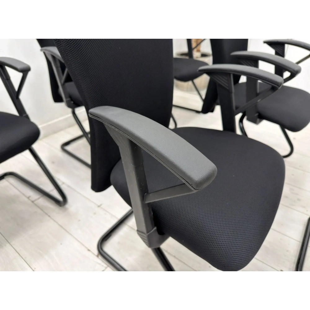 Girsberger Siyah Bekleme Koltuğu - M4315