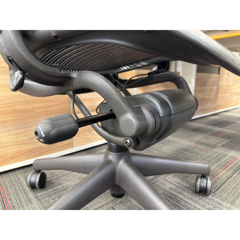 Herman Miller Aeron B Size Yönetici Çalışma Koltuğu