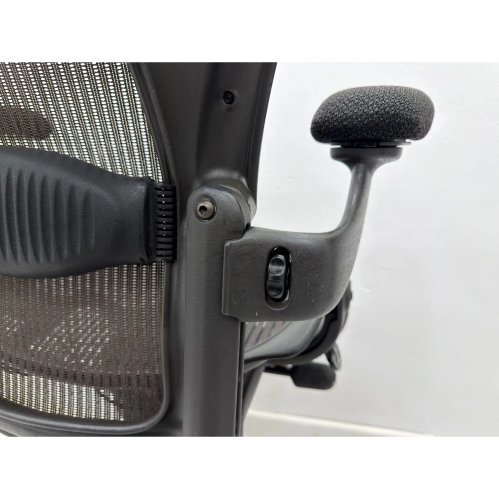 Herman Miller Aeron B Size Yönetici Çalışma Koltuğu