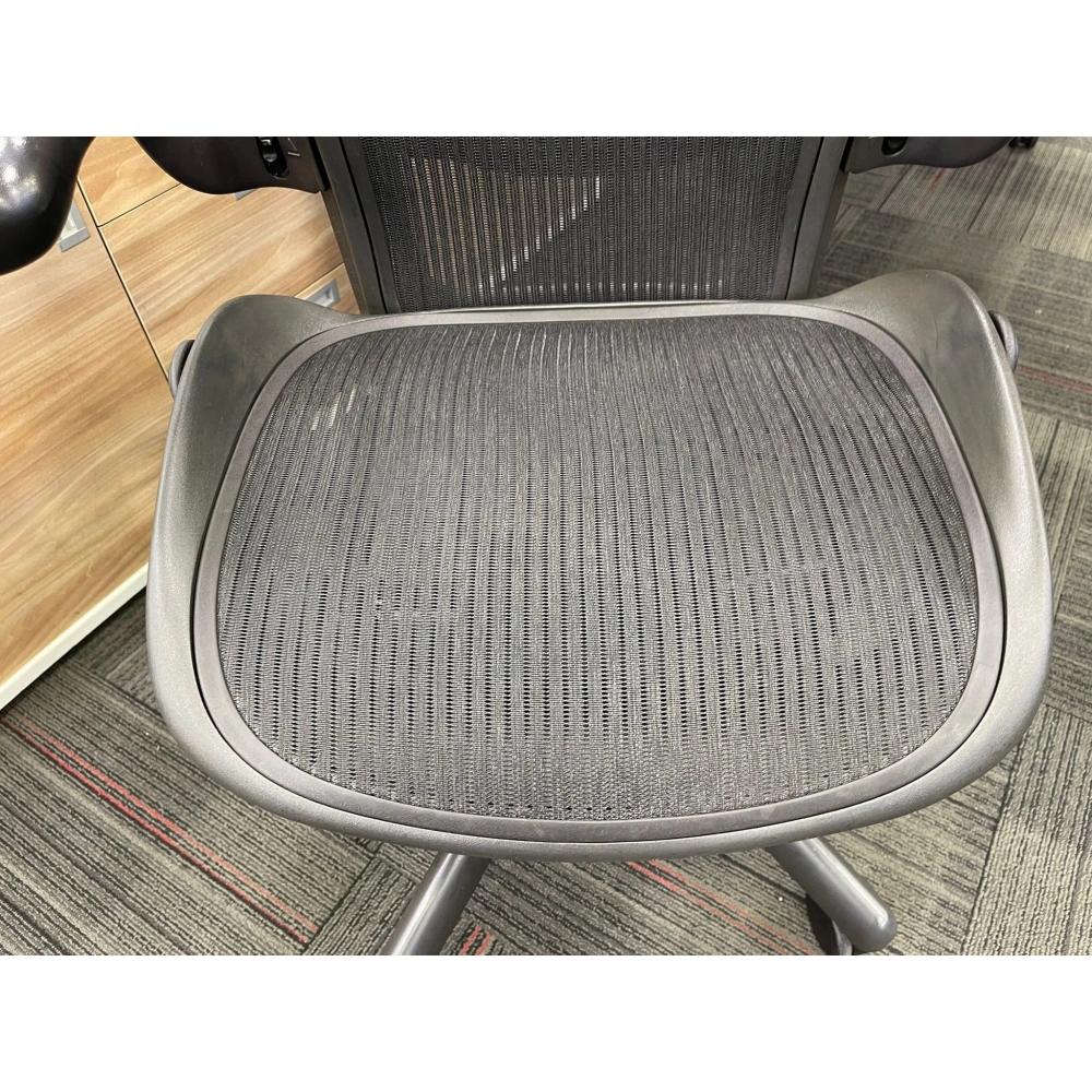 Herman Miller Aeron B Size Yönetici Çalışma Koltuğu