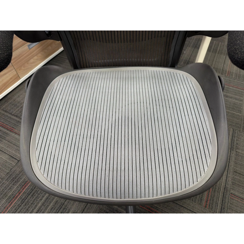 Herman Miller Aeron B Size Yönetici Çalışma Koltuğu