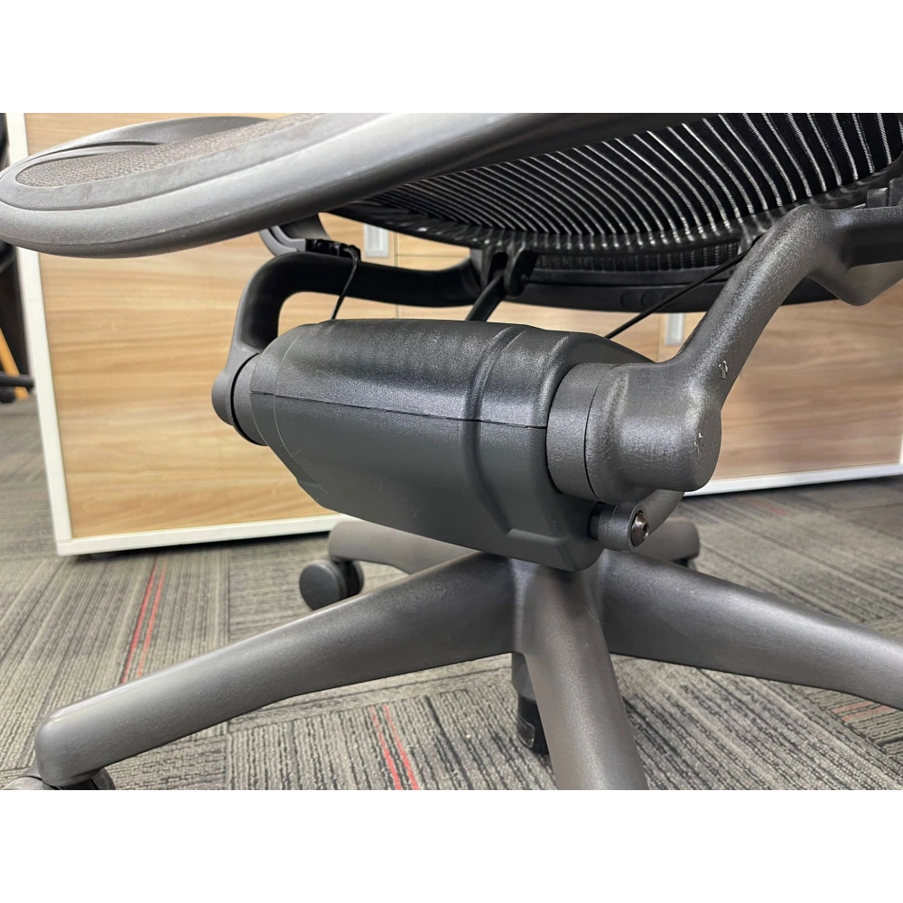 Herman Miller Aeron B Size Yönetici Çalışma Koltuğu