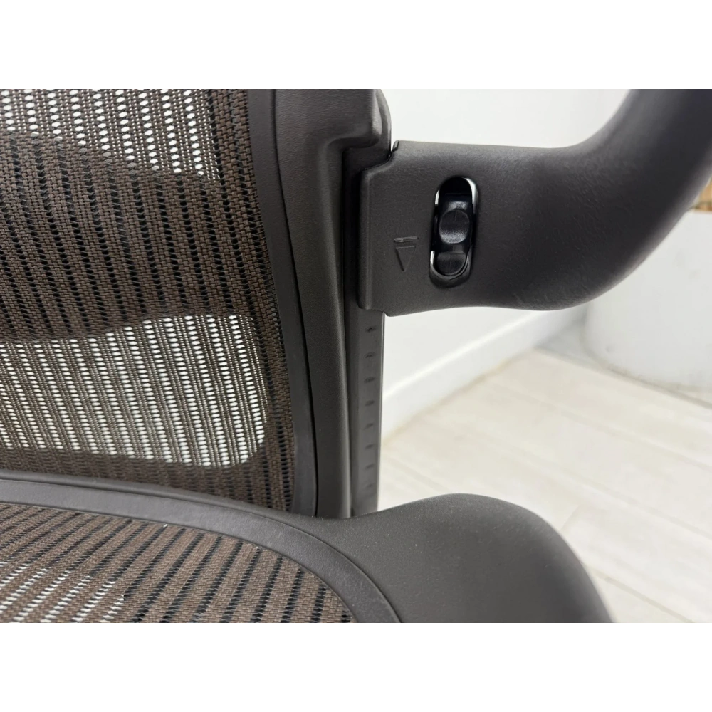 HERMAN MİLLER AERON B SİZE YÖNETİCİ ÇALIŞMA KOLTUĞU - M4020