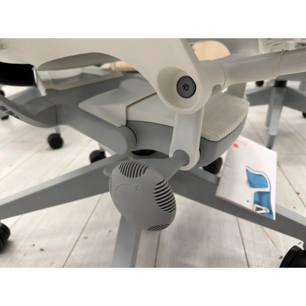 Herman Miller Mirra 2 Yönetici Çalışma koltuğu - M4979
