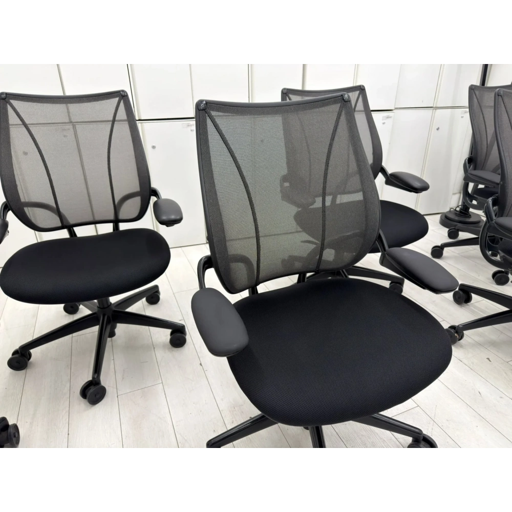 HUMANSCALE LİBERTY ERGONOMİK YÖNETİCİ KOLTUĞU - M4712