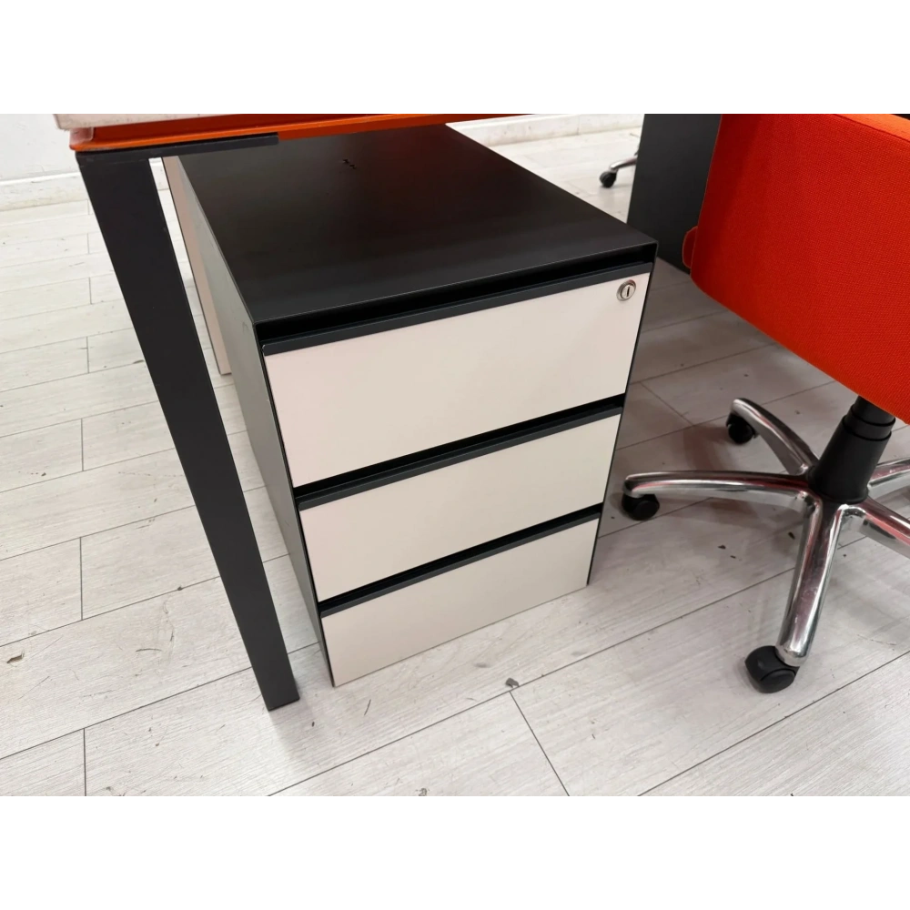 Koleksiyon 4lü Kesonlu Çoklu Çalışma Masası - M3676