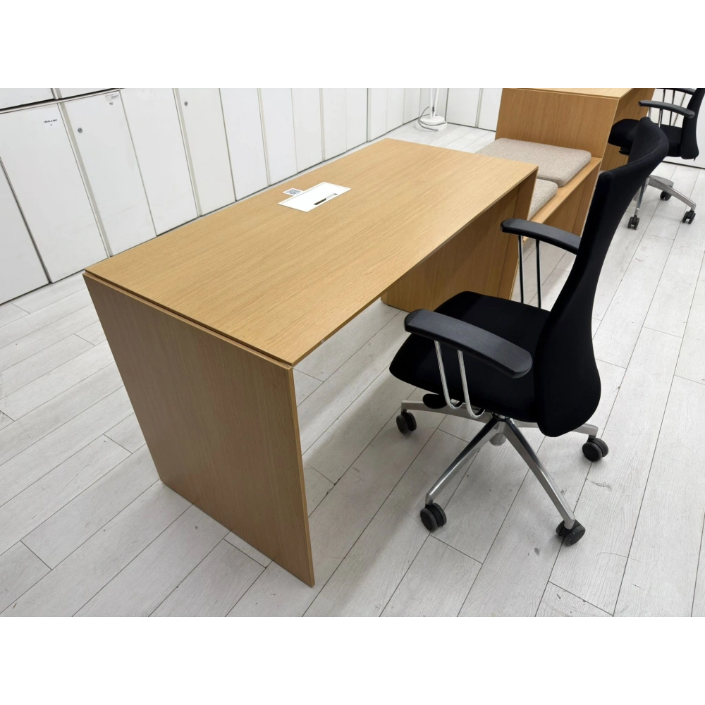 Koleksiyon Danışman Masası Bekleme Alanlı Masa