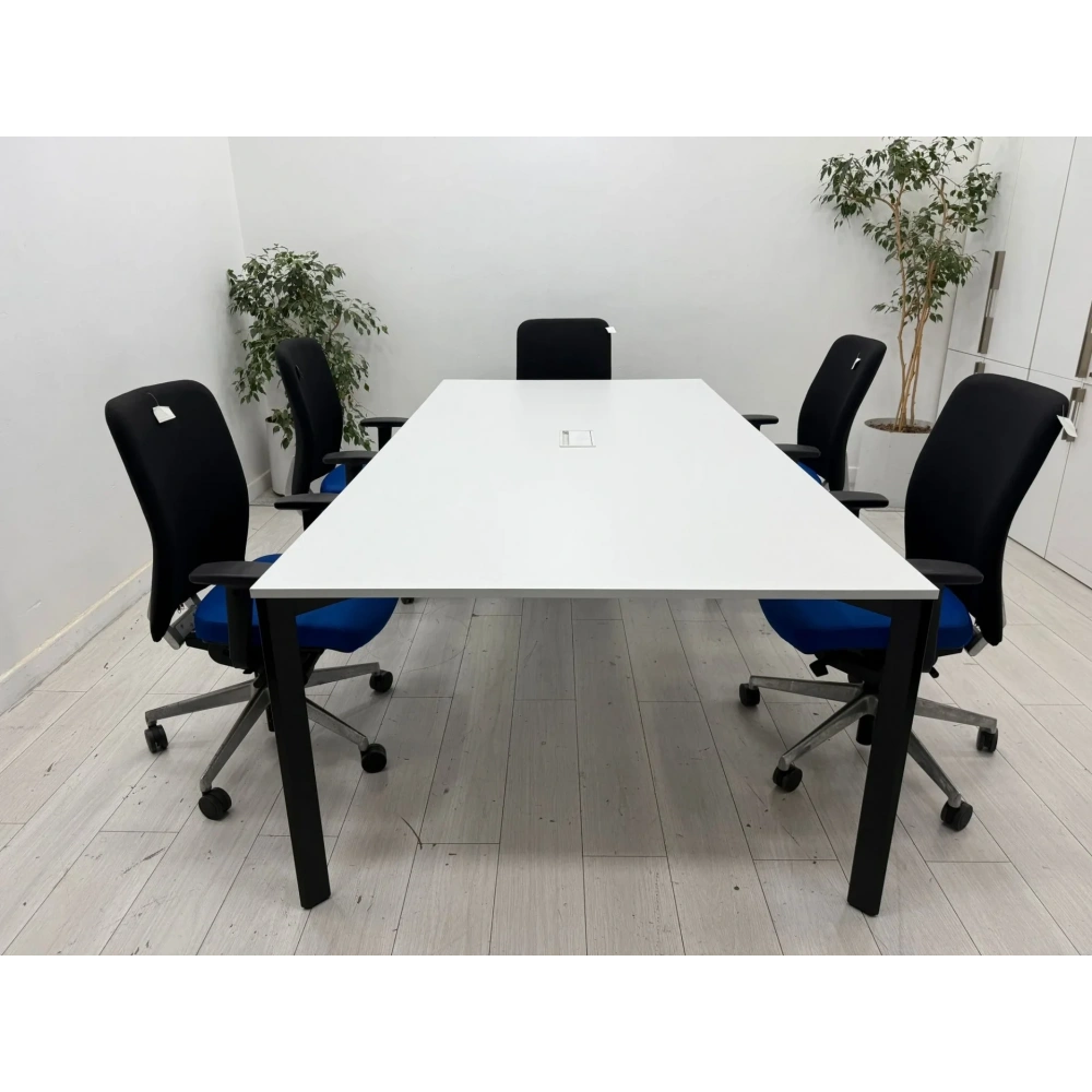 Koleksiyon Dataportlu 8 Kişilik Toplantı Masası - M3975