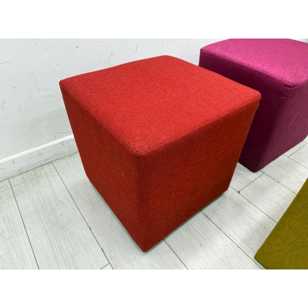 Kumaş Renkli Kare Puf Ofis Pufları Puf