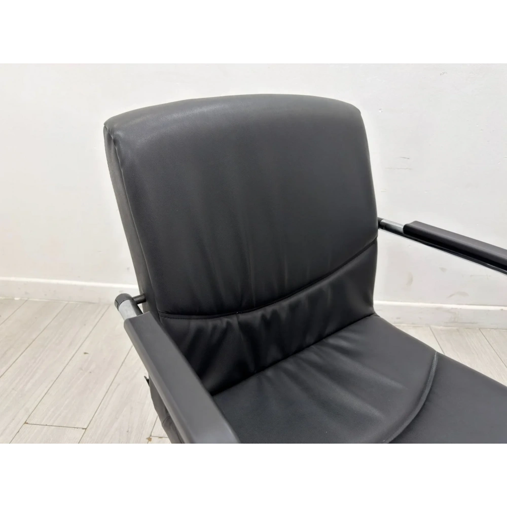 Mobsit Deri Misafir Tekli Bekleme Koltuğu - M4610