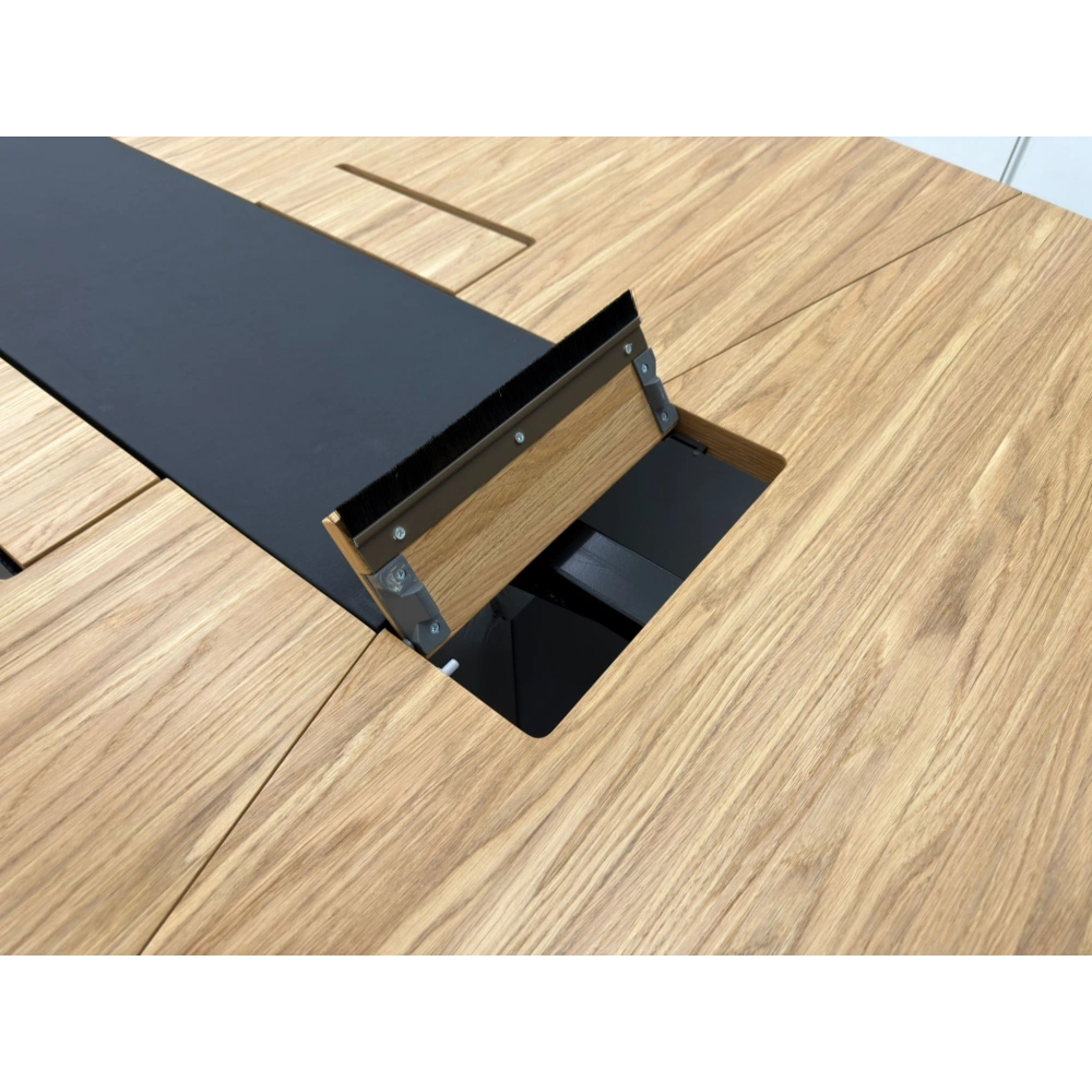 Nurus Dataportlu 10 Kişilik Meşe Toplantı Masası