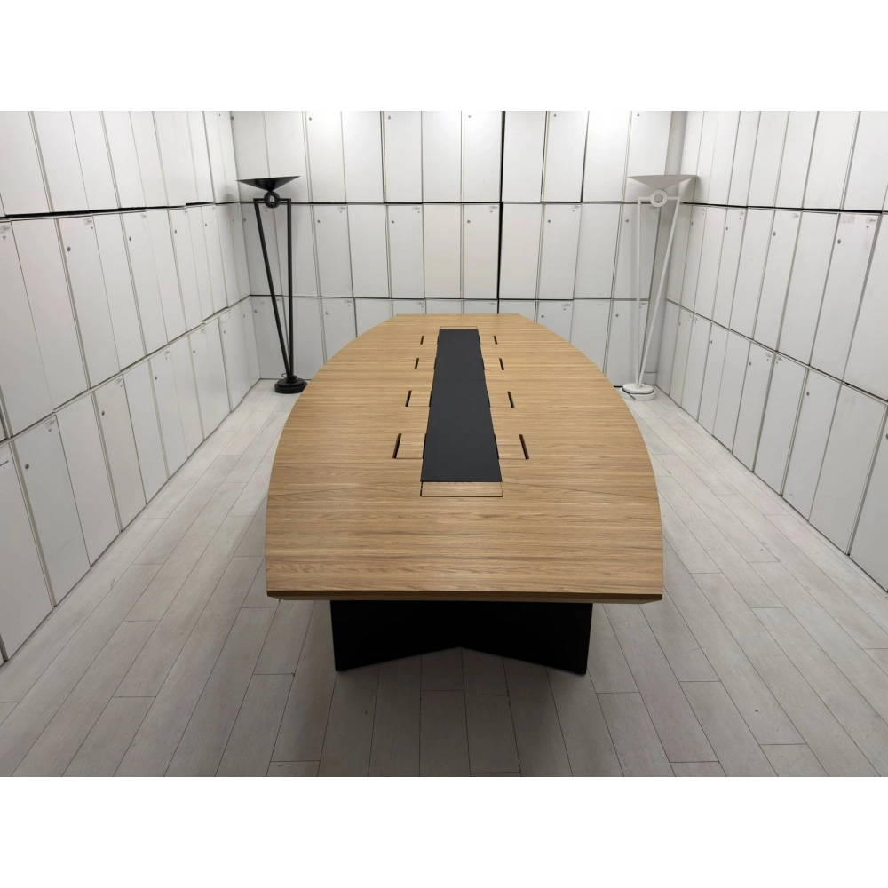 Nurus Dataportlu 10 Kişilik Meşe Toplantı Masası