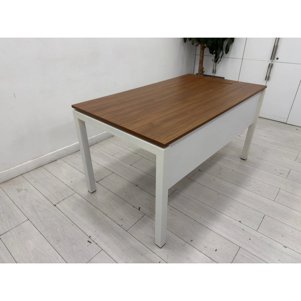 Nurus Dataportlu Ofis Çalışma Masası Ofis Masası