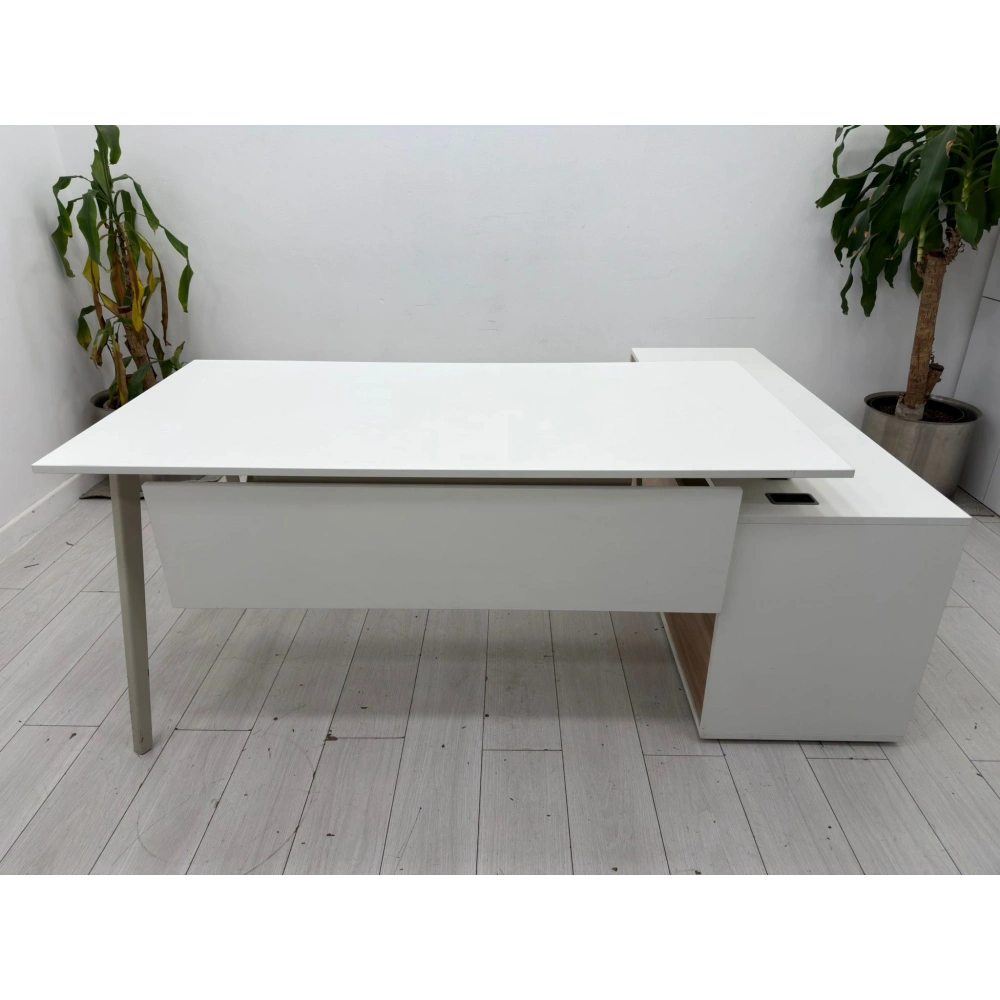 Nurus Etajerli Yönetici Masası Ofis Çalışma Masası
