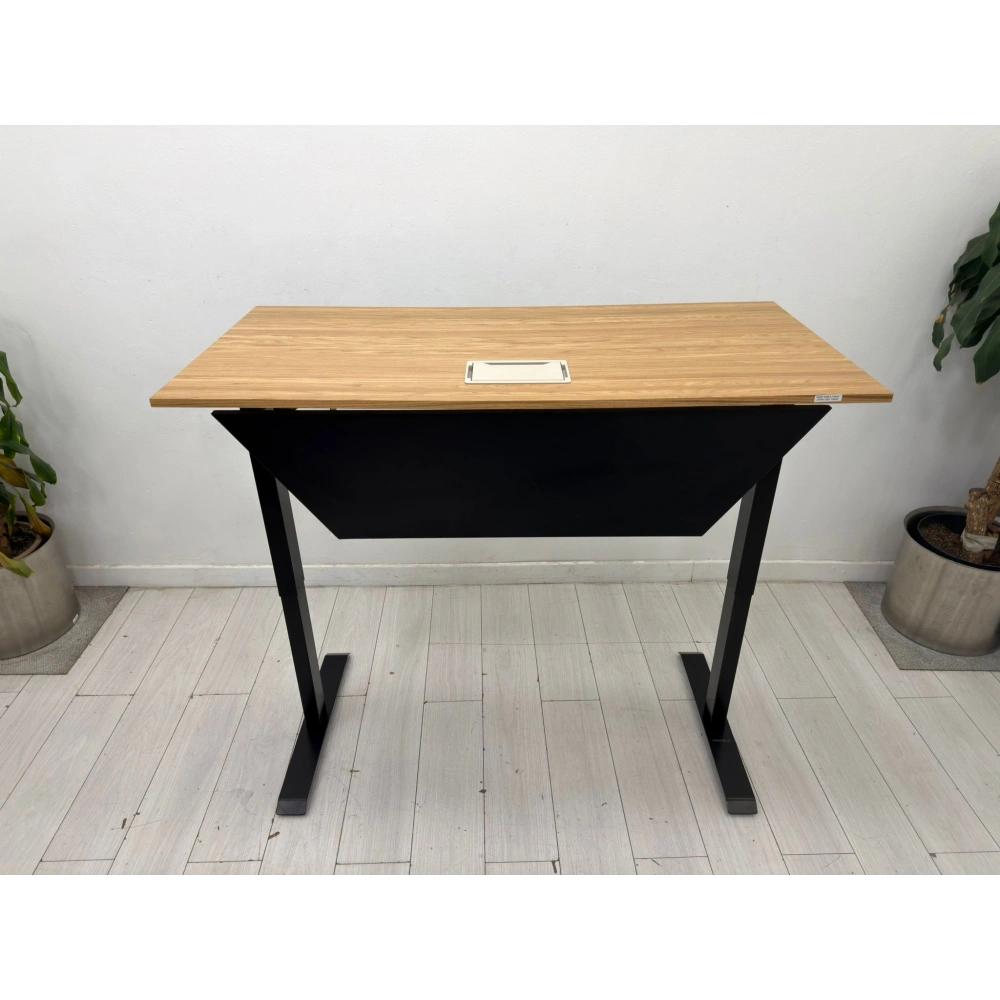 Nurus Hafele Tek Motorlu Yükseklik Ayarlı Masa