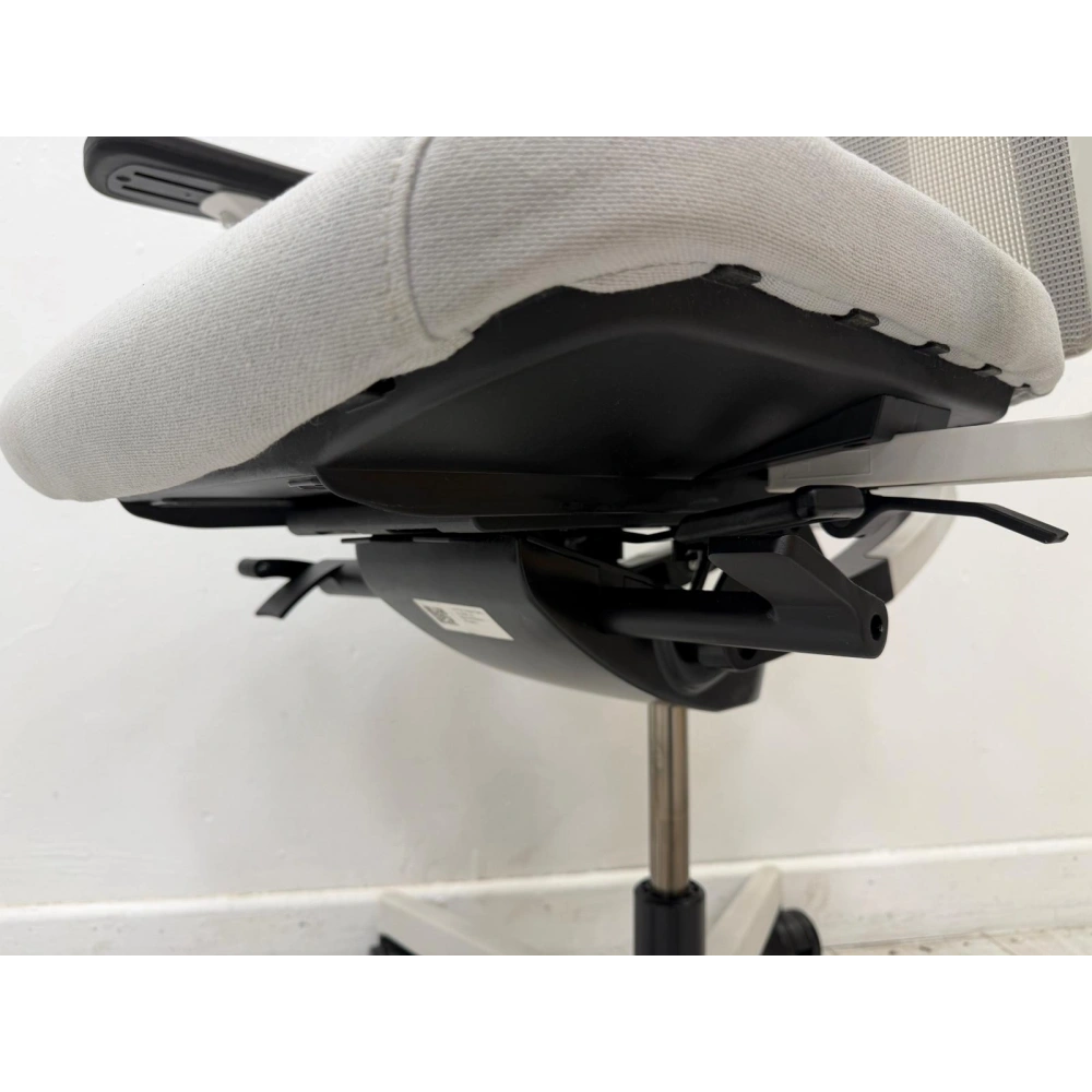 Nurus Me Too Başlıklı Yönetici Çalışma Koltuğu