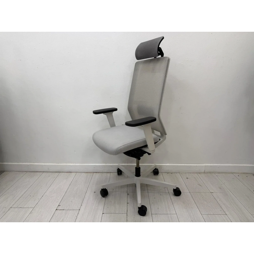 Nurus Me Too Başlıklı Yönetici Çalışma Koltuğu - M4133