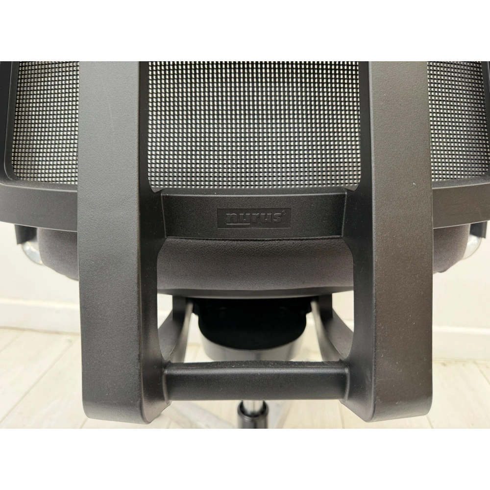 Nurus Me Too Başlıklı Yönetici Koltuğu