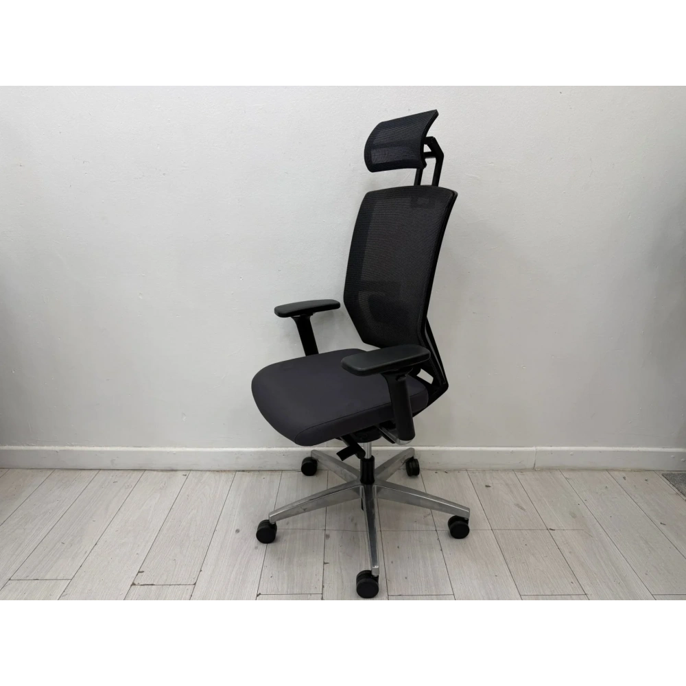 Nurus Me Too Başlıklı Yönetici Koltuğu - M4134